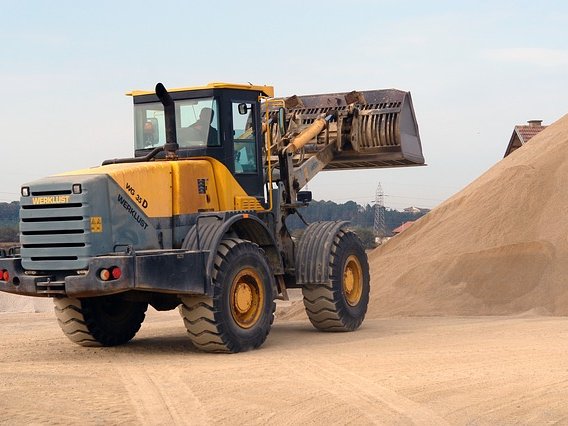 excavator-2436217_640.jpg